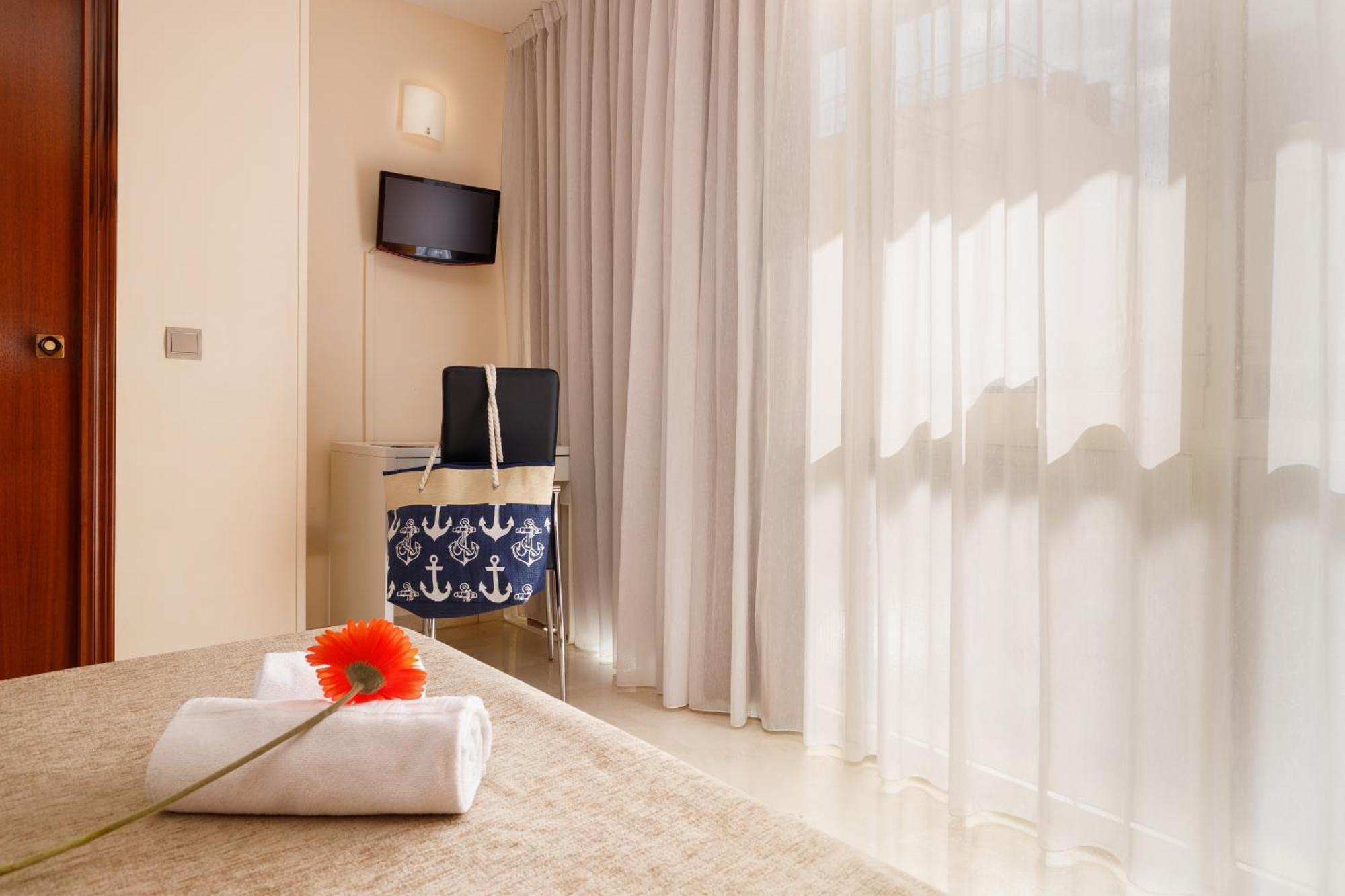 Hotel Alguer L'Ametlla de Mar Zewnętrze zdjęcie