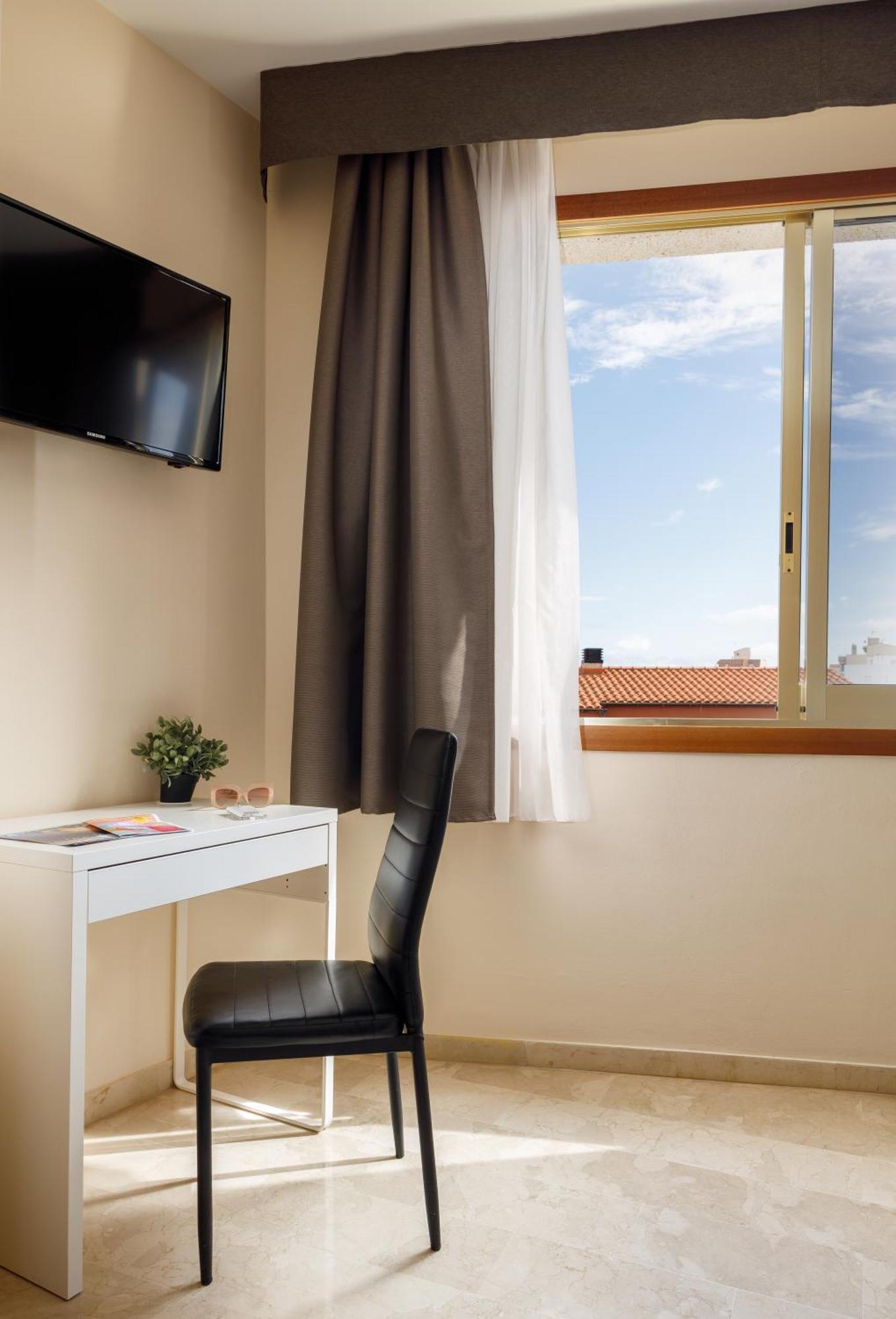 Hotel Alguer L'Ametlla de Mar Zewnętrze zdjęcie